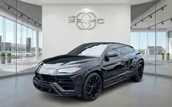 Lamborghini Urus 4dr