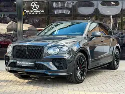 Bentley Bentayga 3.0 Hybrid 4WD Autom.*22"LM*PANO*360°
