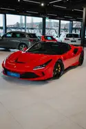 Ferrari F8 Spider F8 Spider *NOVITEC / SERVICEPAKET BIS 05/2029!*