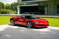 Ferrari 296 GTB ROSSO IMOLA/LIFT/CARBON/CARPLAY/DAYTONA SEATS