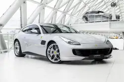 Ferrari GTC4 Lusso GTC4Lusso T 3.9 V8 | Passenger display | Lift | Pa