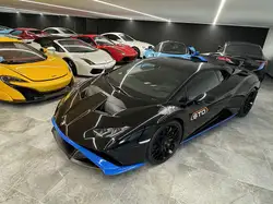 Lamborghini Huracán STO Netto 354.867 Käfig + H Gurte Garantie 12/2...