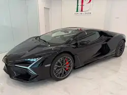 Lamborghini Revuelto Lamborghini Revuelto Carbon