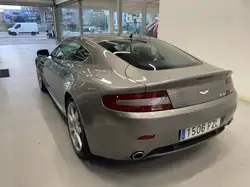 Aston Martin Vantage Vantage