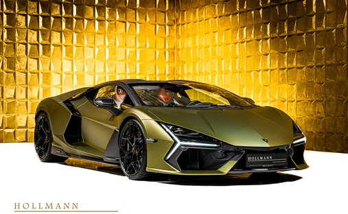 Lamborghini Revuelto