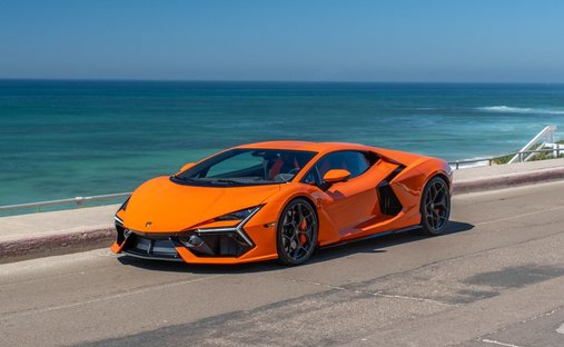 2025 Lamborghini Revuelto