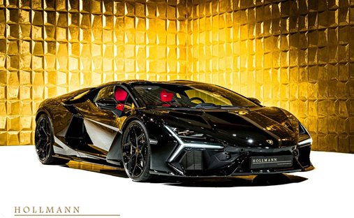 Lamborghini Revuelto